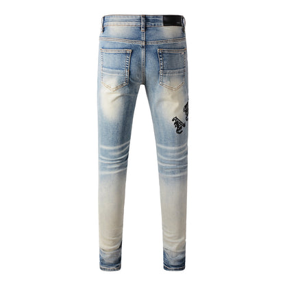 Men’s Gradient Washed Light Blue Jeans with Distressed Details, Floral Fabric Patches and Gothic Letter Embroidery 828
