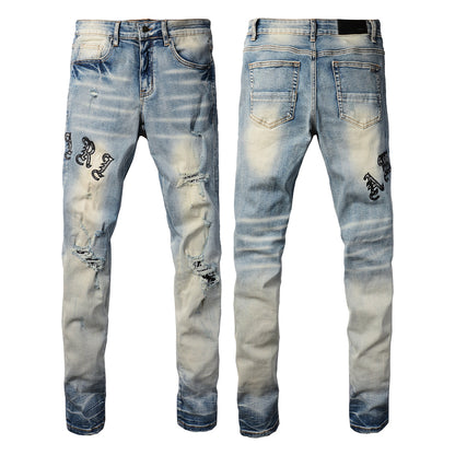 Men’s Gradient Washed Light Blue Jeans with Distressed Details, Floral Fabric Patches and Gothic Letter Embroidery 828