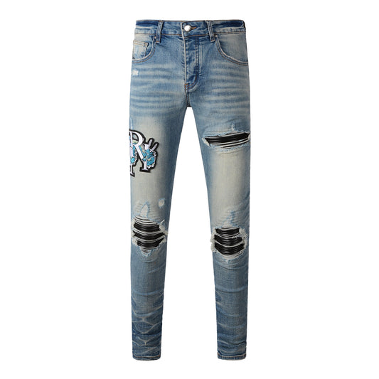 Jean skinny bleu clair déchiré pour homme avec patch brodé et superposition de bandes contrastées 8897